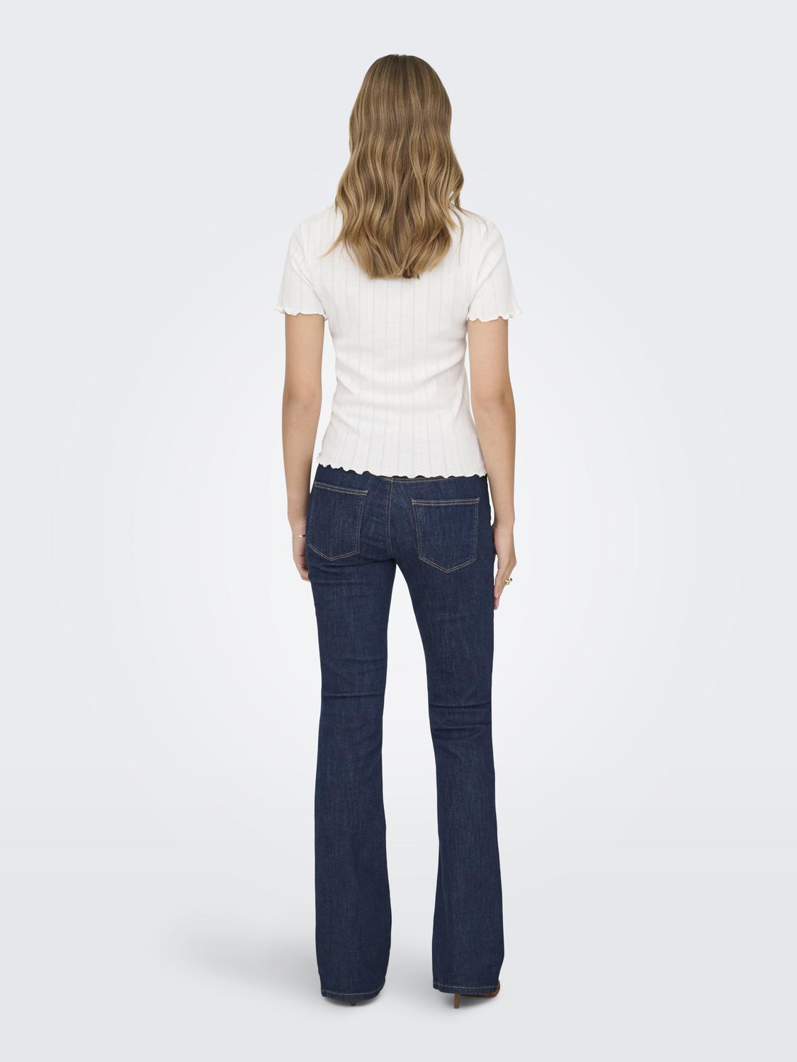 model_shot-back